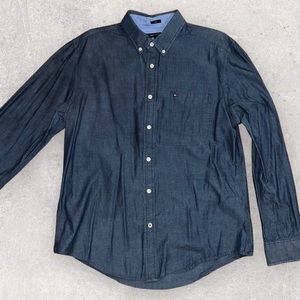 Tommy Hilfiger Button Up